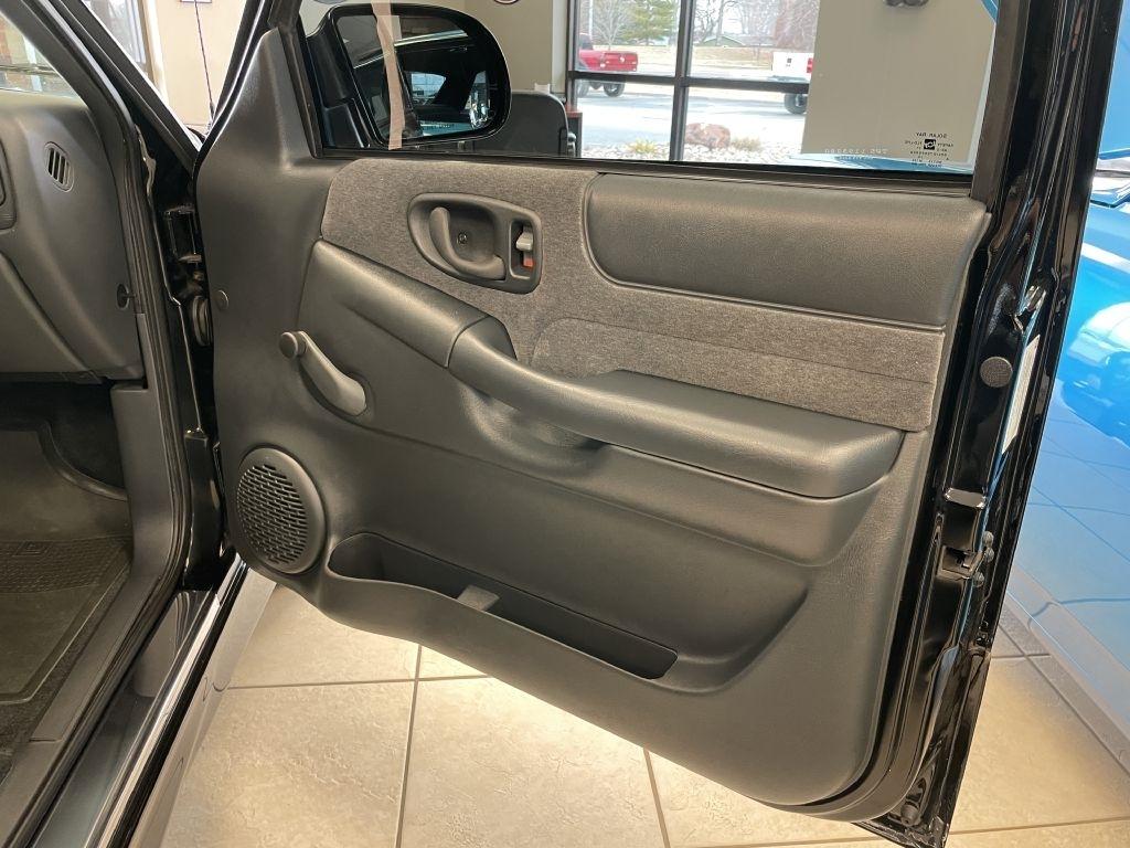 Chevrolet S10 Pickup LS Ext. Cab 2WD 2002