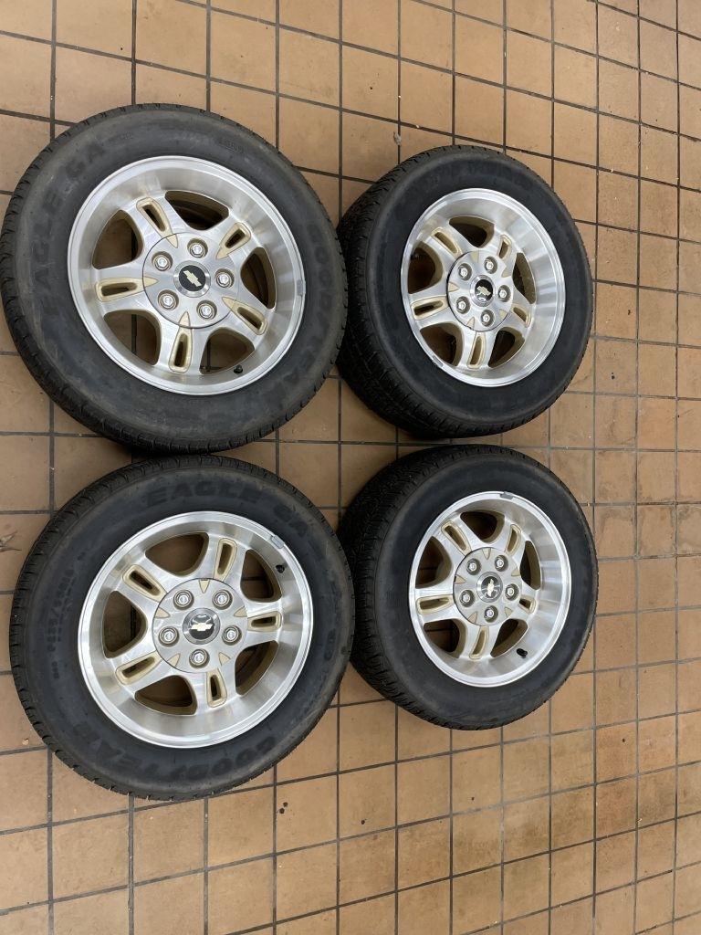 Chevrolet S10 Pickup LS Ext. Cab 2WD 2002