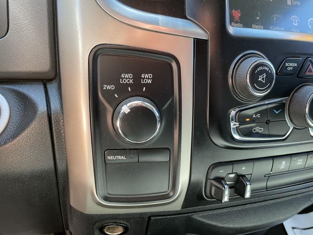 RAM 2500 SLT Mega Cab 4WD 2014