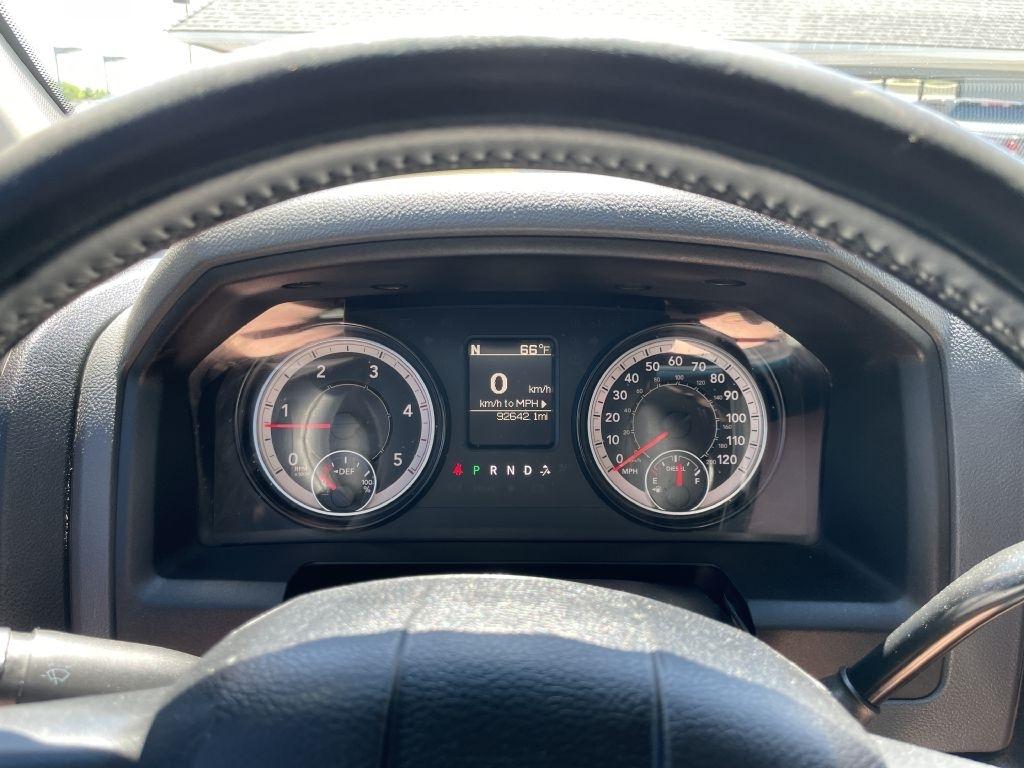 RAM 2500 SLT Mega Cab 4WD 2014