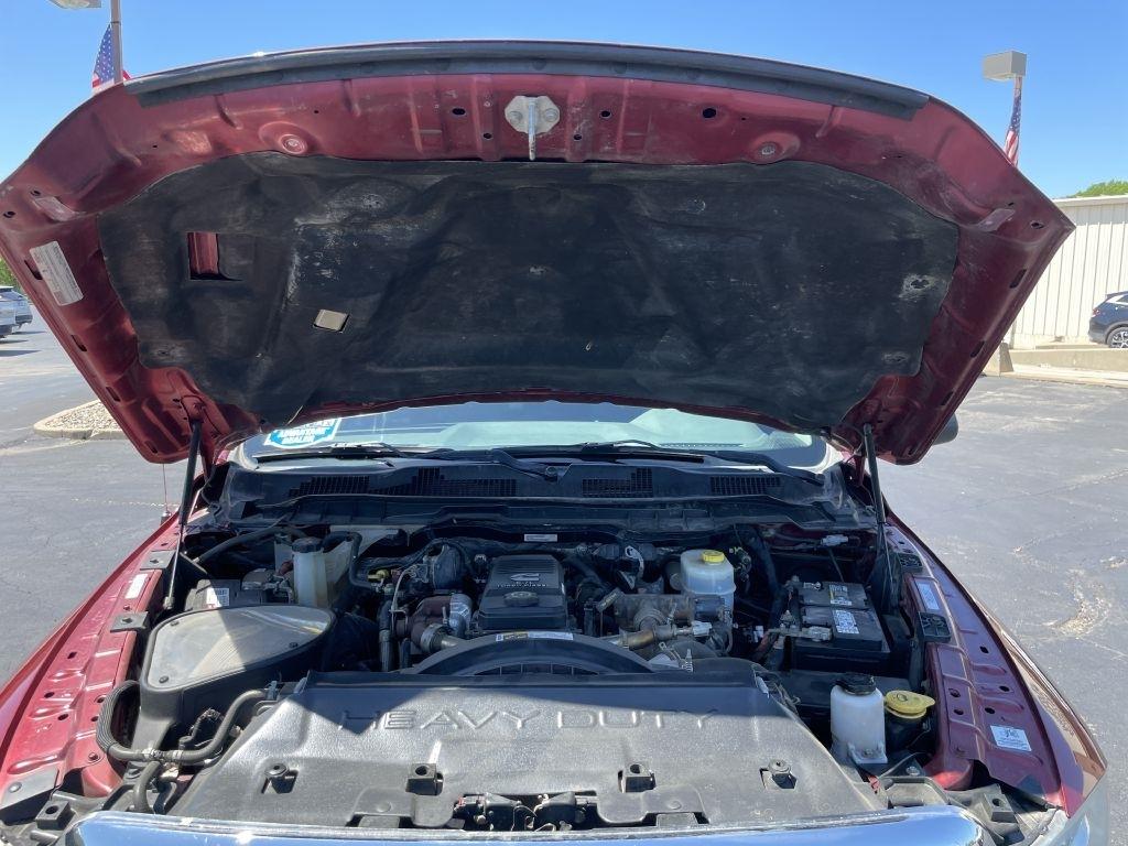 RAM 2500 SLT Mega Cab 4WD 2014