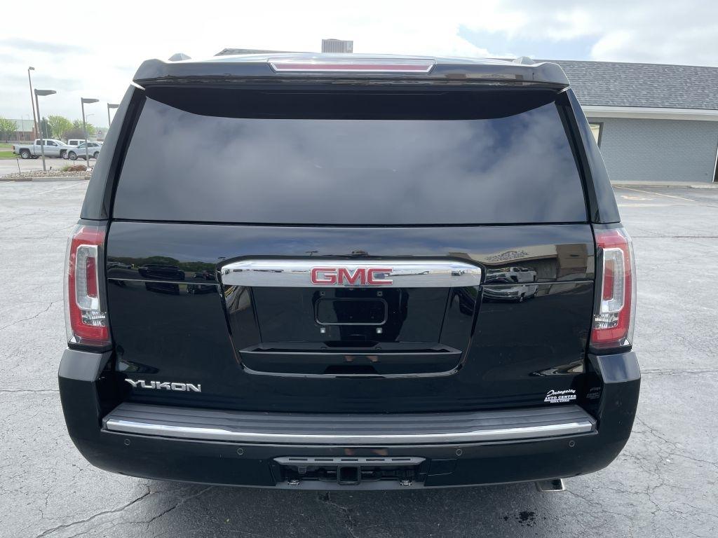 GMC Yukon Denali 4WD 2018