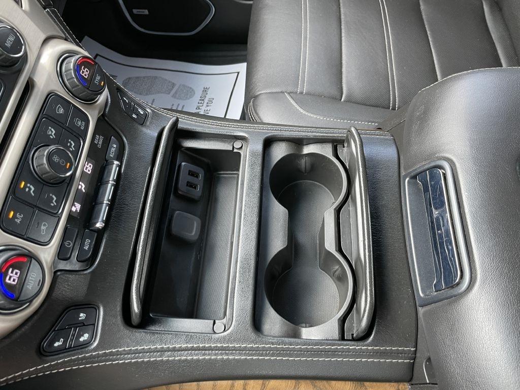 GMC Yukon Denali 4WD 2018