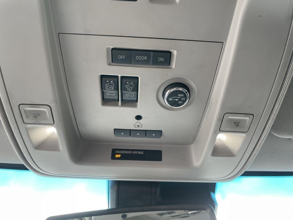 GMC Yukon Denali 4WD 2018