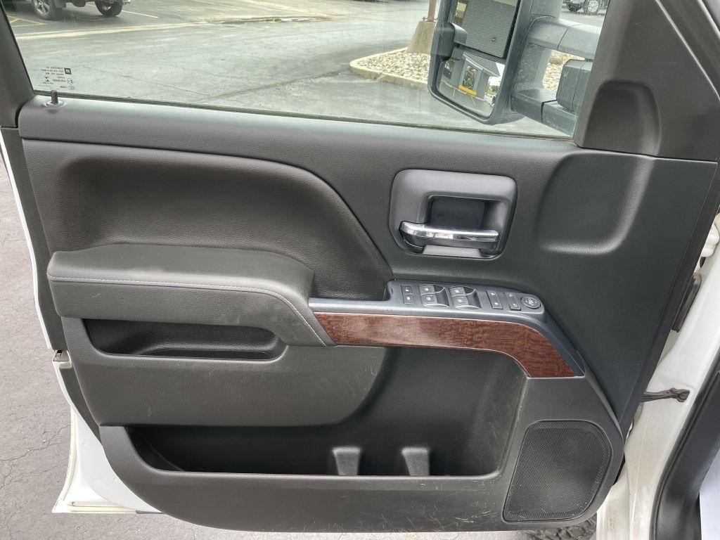 GMC Sierra 2500HD SLE Crew Cab 4WD 2018