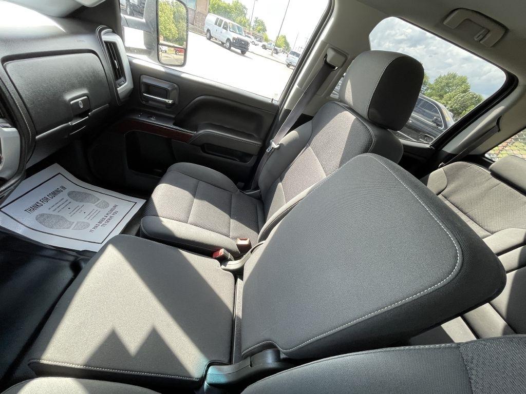 GMC Sierra 3500HD SLE Crew Cab 4WD 2015