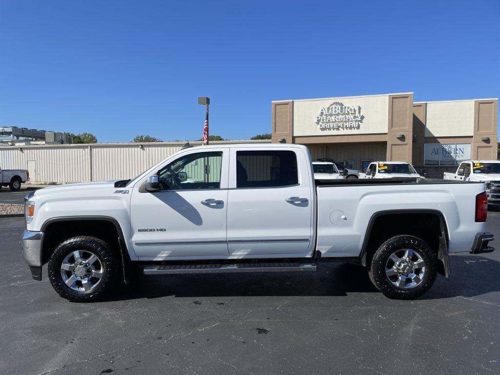 GMC Sierra 2500HD SLT Crew Cab 4WD 2017