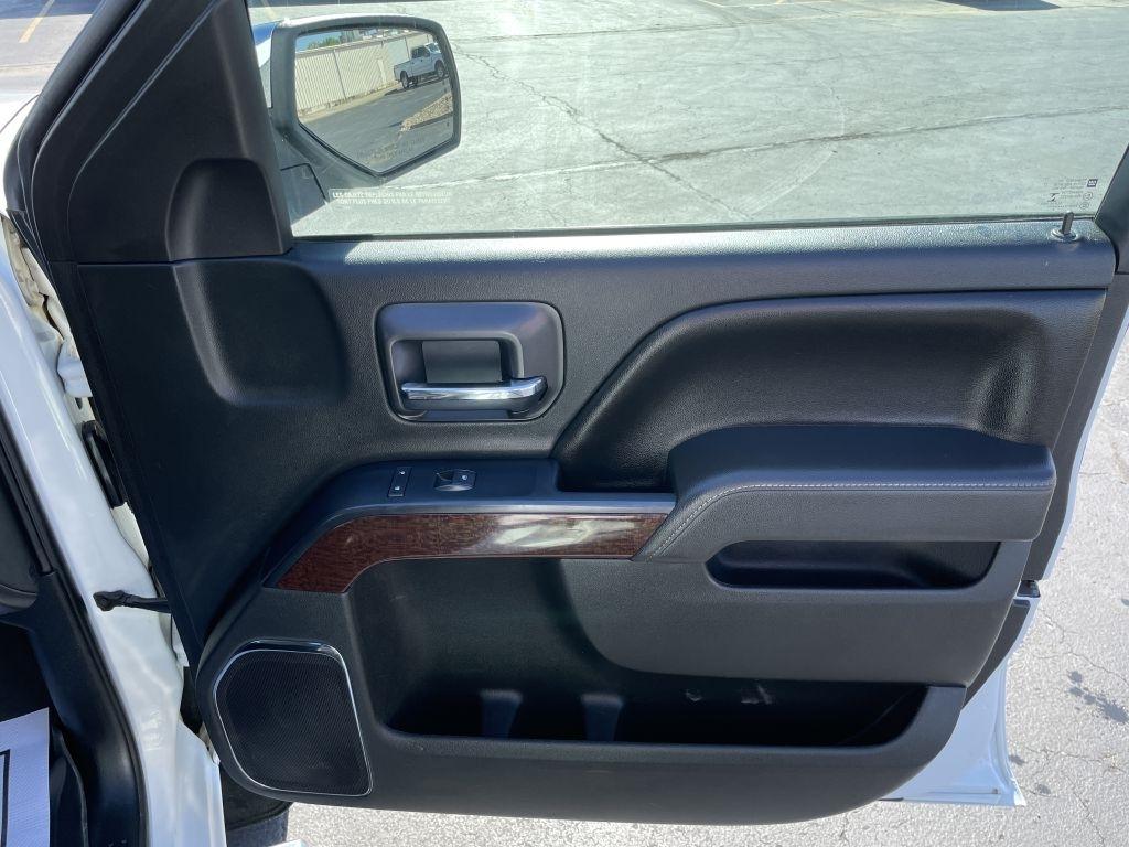 GMC Sierra 2500HD SLT Crew Cab 4WD 2017