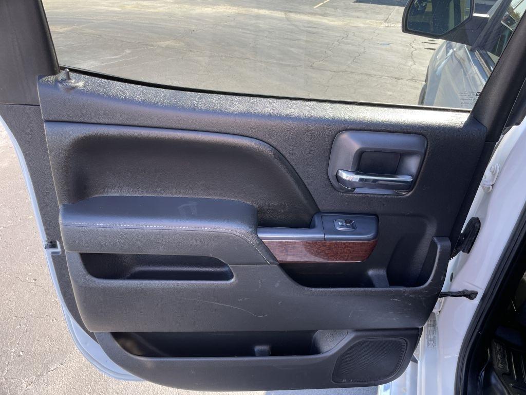 GMC Sierra 2500HD SLT Crew Cab 4WD 2017