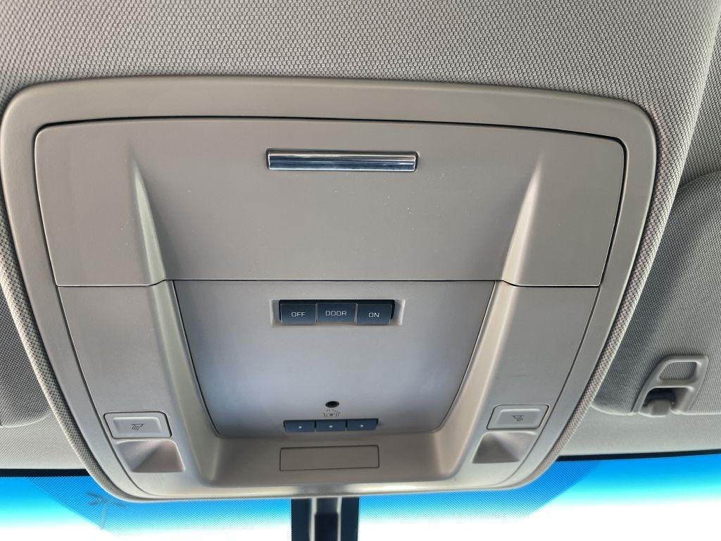 GMC Sierra 2500HD SLT Crew Cab 4WD 2017