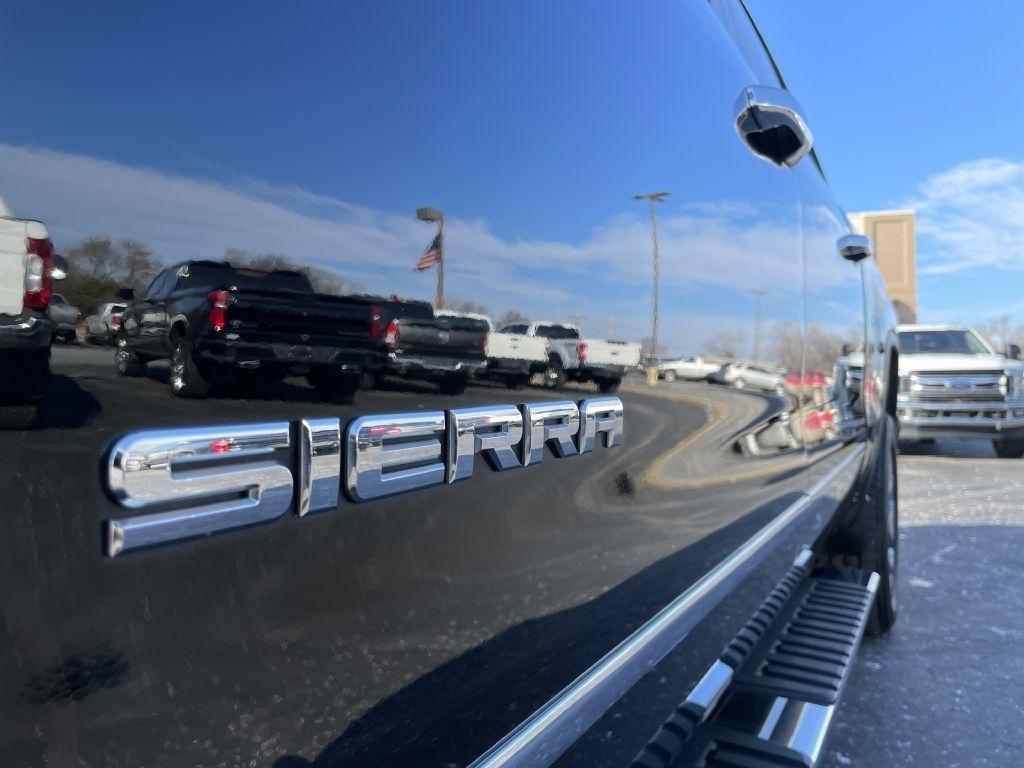 GMC Sierra 1500 SLT Crew Cab Short Box 4WD 2018