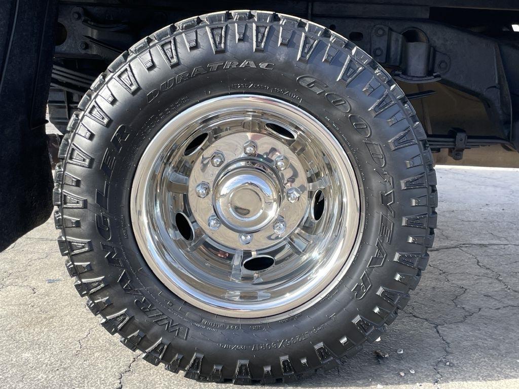 GMC Sierra 3500HD SLE Crew Cab 4WD 2011