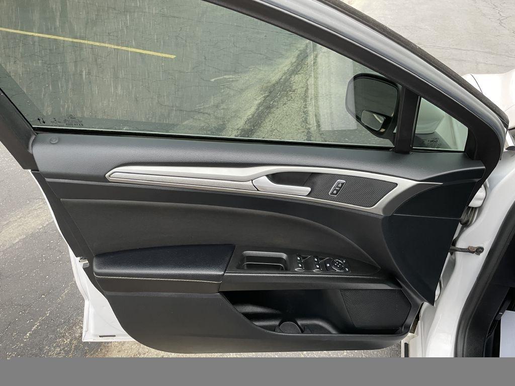 Ford Fusion SE AWD 2020