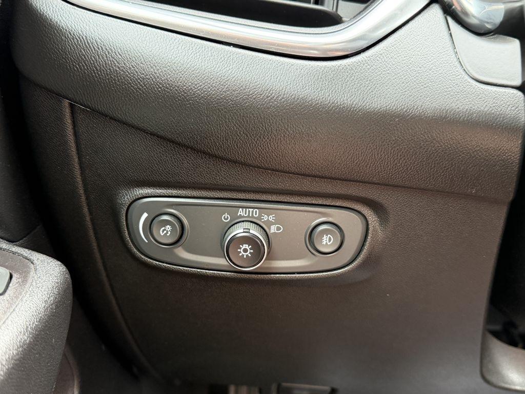 Chevrolet Equinox  2021