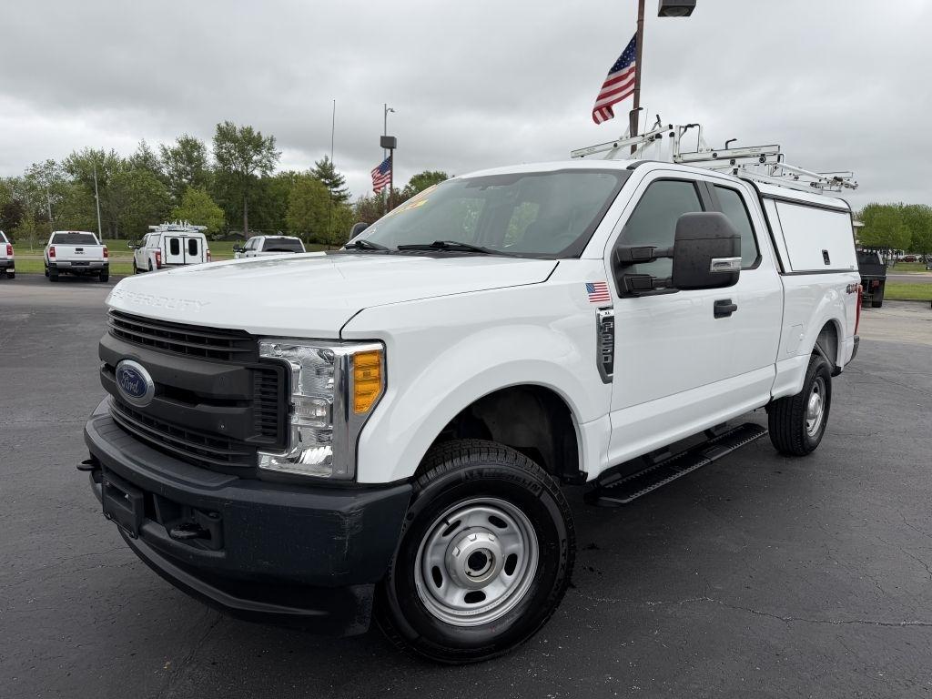 Ford F-250 SD XL SuperCab 4WD 2017