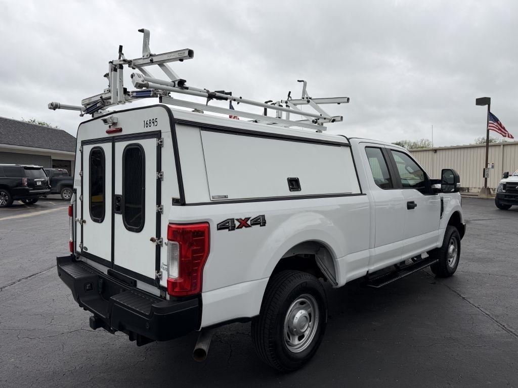 Ford F-250 SD XL SuperCab 4WD 2017