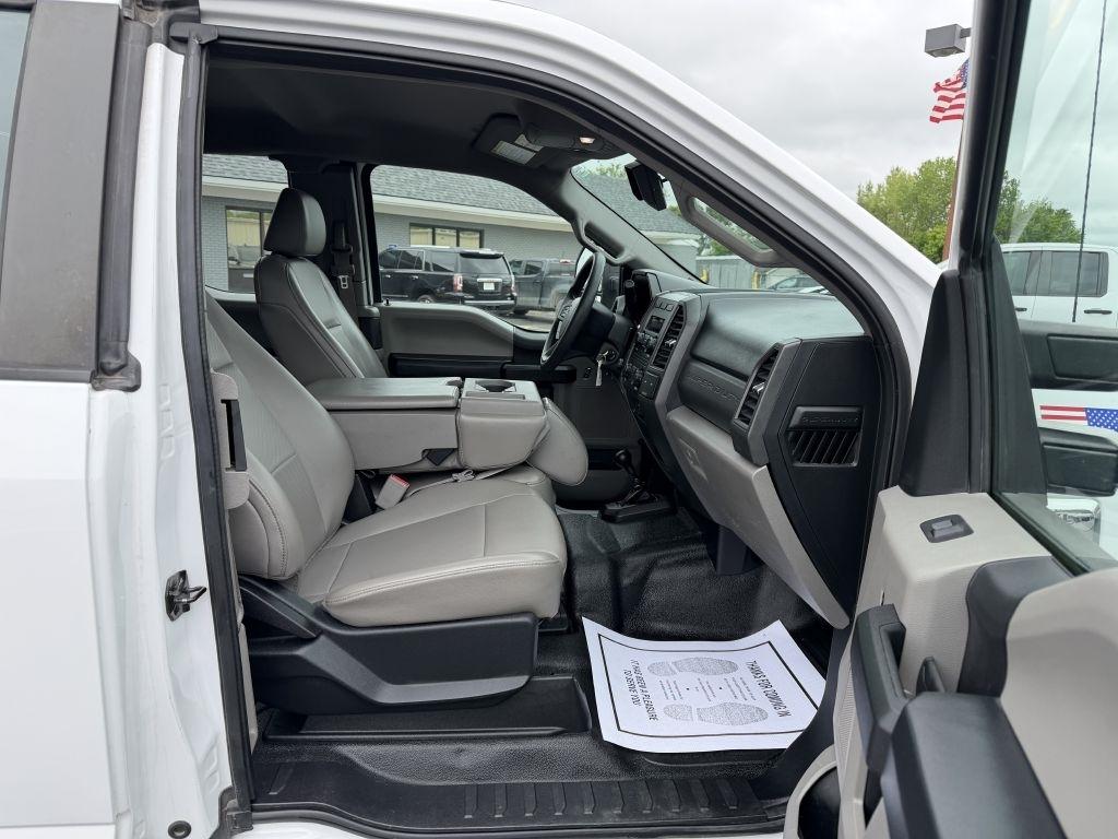 Ford F-250 SD XL SuperCab 4WD 2017