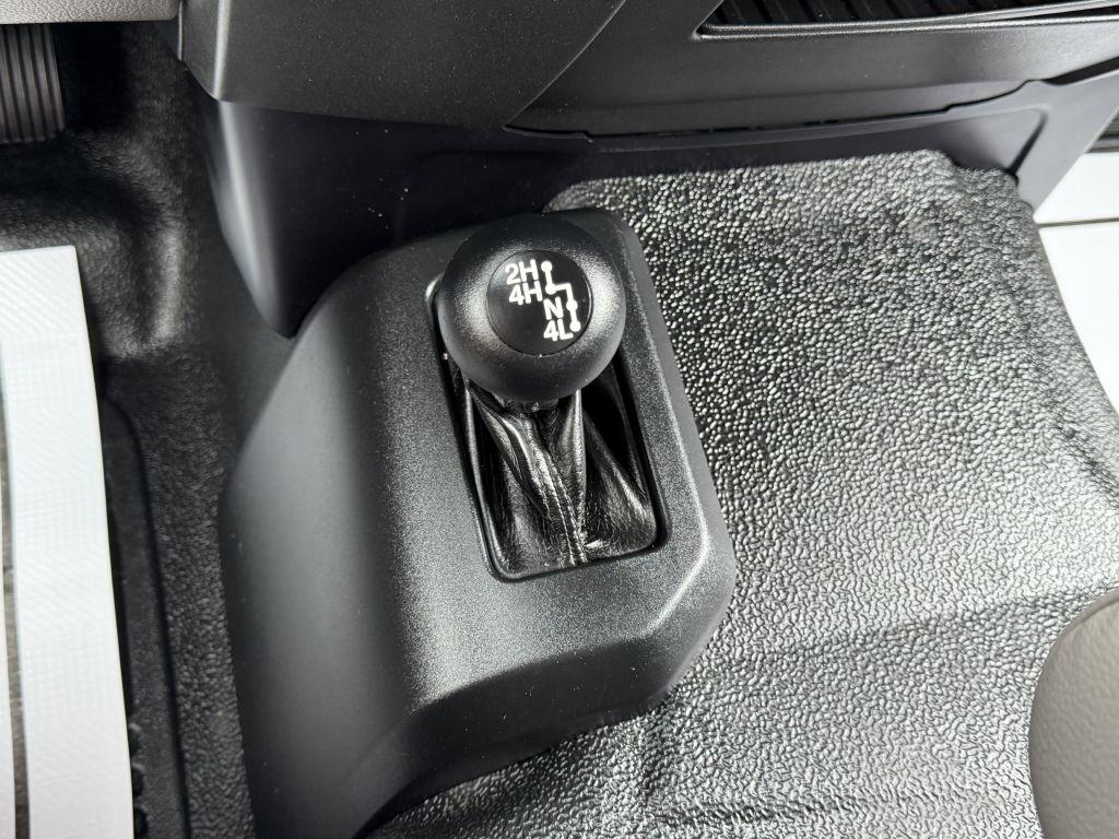 Ford F-250 SD XL SuperCab 4WD 2017