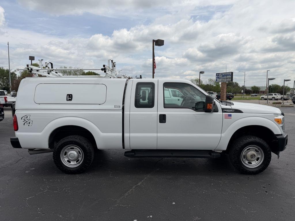 Ford F-250 SD XL SuperCab 4WD 2015