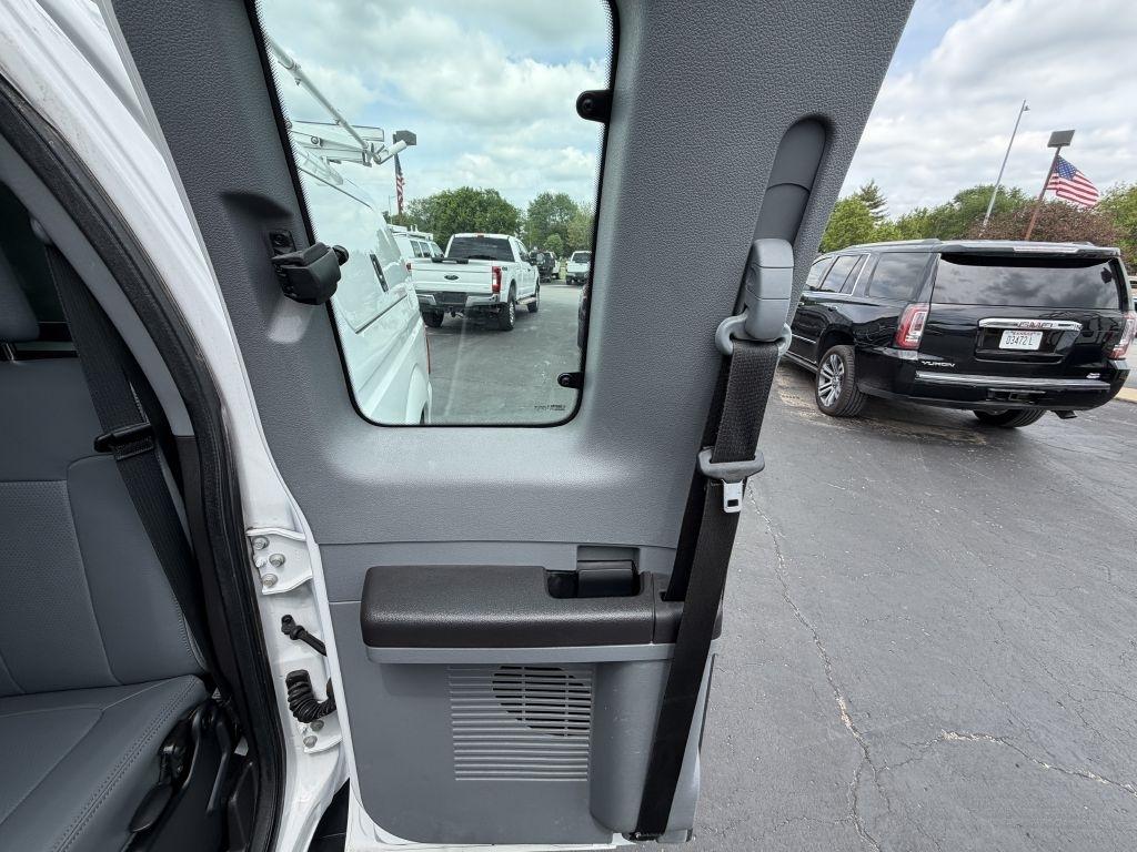 Ford F-250 SD XL SuperCab 4WD 2015