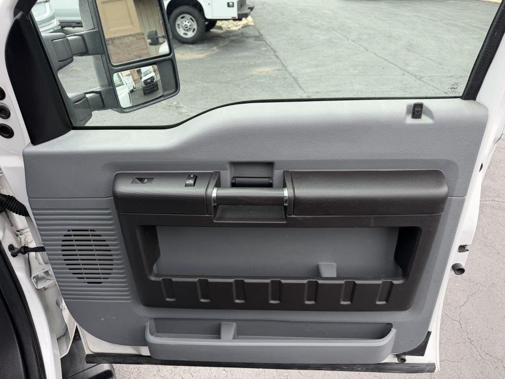 Ford F-250 SD XL SuperCab 4WD 2015