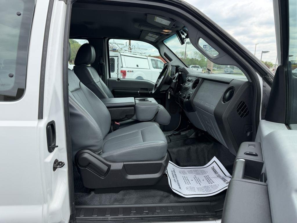 Ford F-250 SD XL SuperCab 4WD 2015