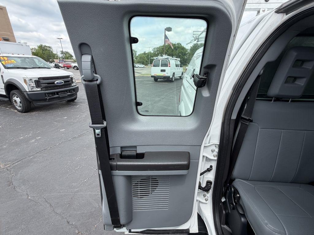 Ford F-250 SD XL SuperCab 4WD 2015
