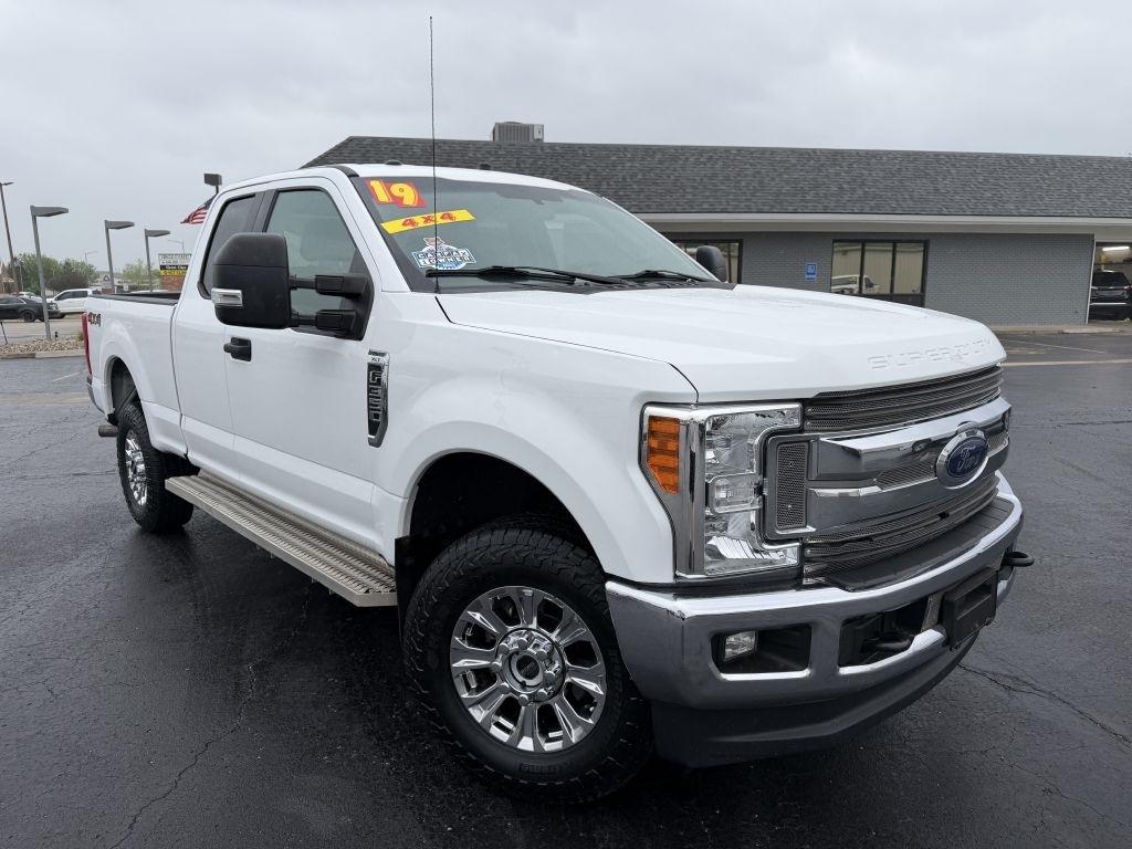 2019 Ford F-350 SD XLT SuperCab Short Bed 4WD