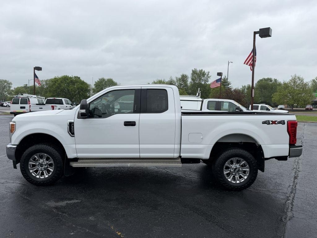 Ford F-350 SD XLT SuperCab Short Bed 4WD 2019