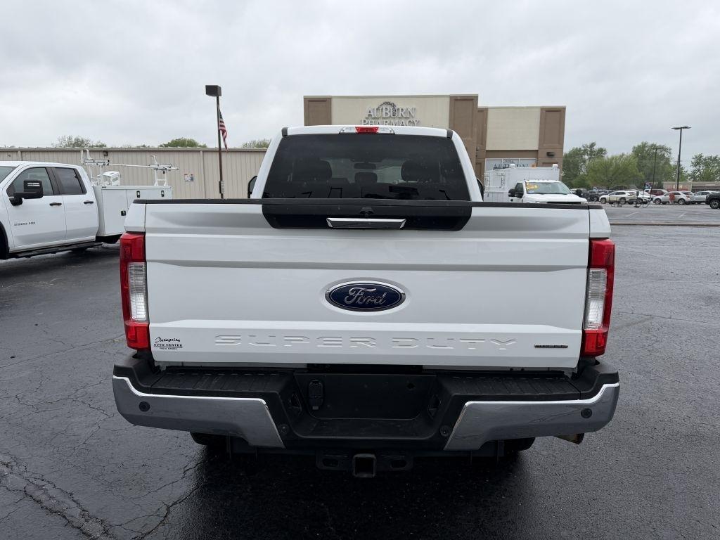 Ford F-350 SD XLT SuperCab Short Bed 4WD 2019