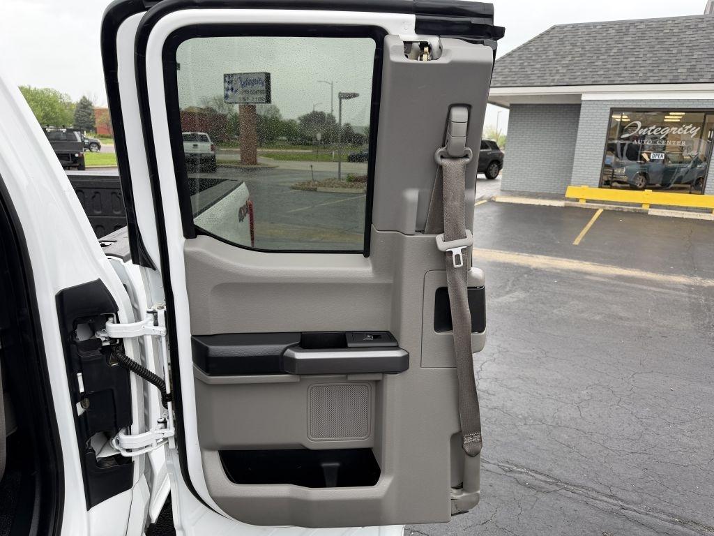 Ford F-350 SD XLT SuperCab Short Bed 4WD 2019