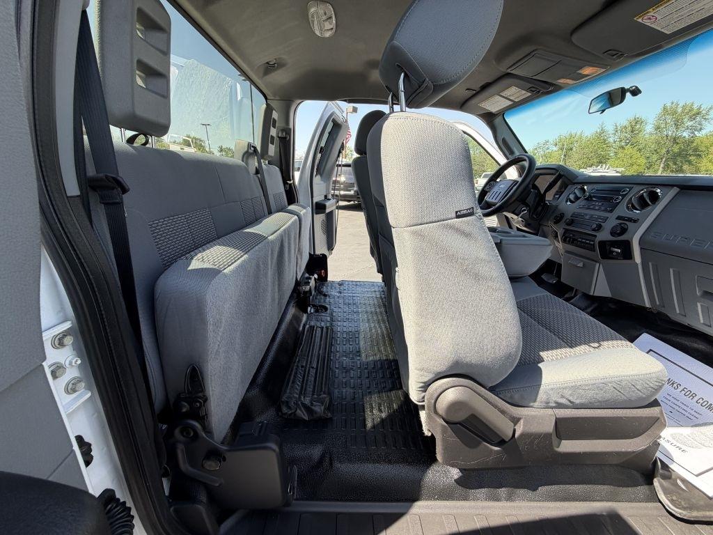 Ford F-350 SD XLT SuperCab Long Bed 4WD 2016