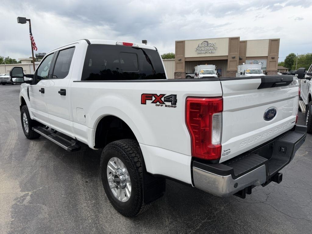 Ford F-250 SD XLT Crew Cab SWB 4WD 2019