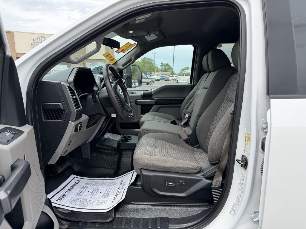 Ford F-250 SD XLT Crew Cab SWB 4WD 2019