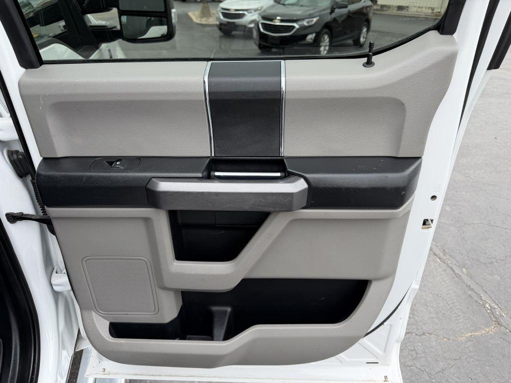 Ford F-250 SD XLT Crew Cab SWB 4WD 2019
