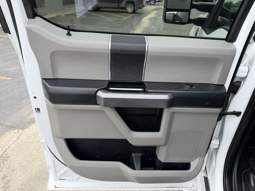 Ford F-250 SD XLT Crew Cab SWB 4WD 2019