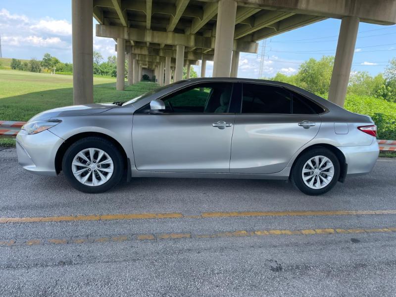 Toyota Camry LE 2016