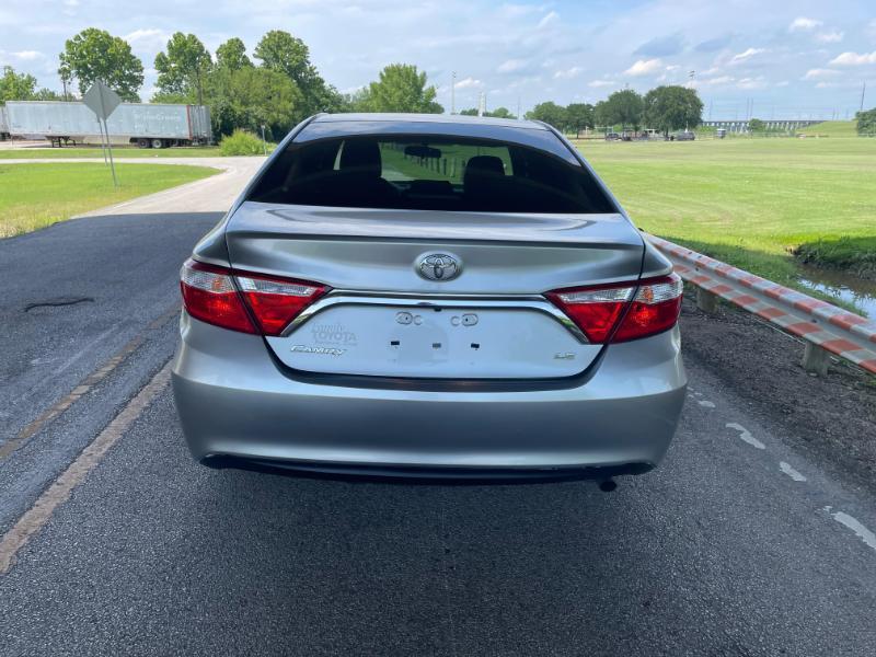 Toyota Camry LE 2016
