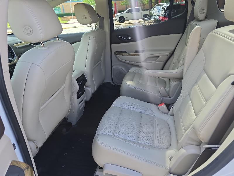 GMC Acadia Denali AWD 2018