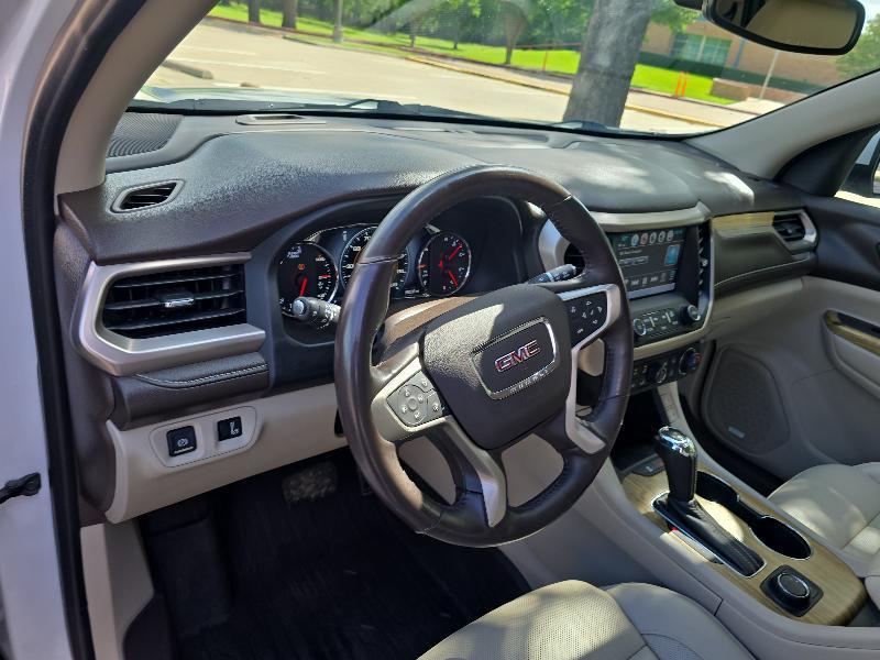 GMC Acadia Denali AWD 2018