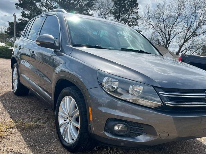 Volkswagen Tiguan  2013