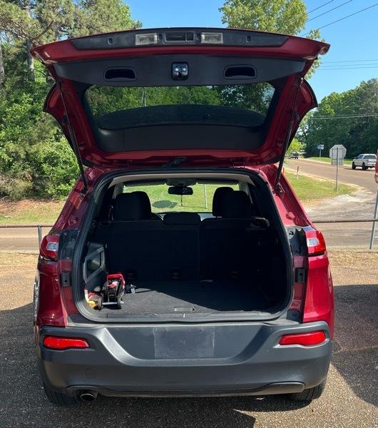 Jeep Cherokee Latitude FWD 2015
