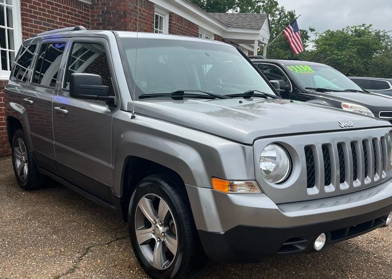 Jeep Patriot FWD 4dr Latitude 2017