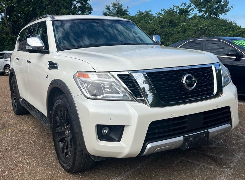 Nissan Armada Platinum AWD 2017