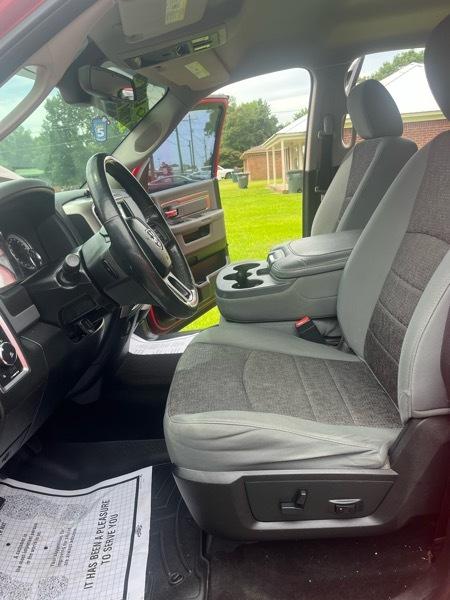 RAM 1500 SLT Crew Cab SWB 4WD 2014