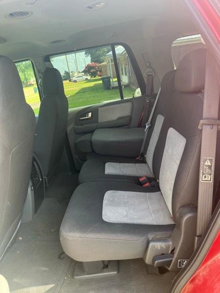 Ford Expedition XLT 4.6L 2WD 2004
