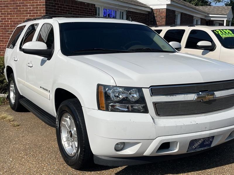 Chevrolet Tahoe LT1 2WD 2009