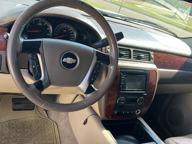 Chevrolet Tahoe LT1 2WD 2009