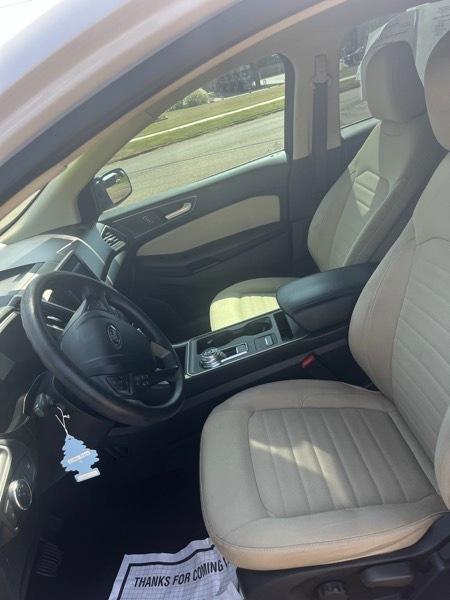 Ford Edge SE 2022