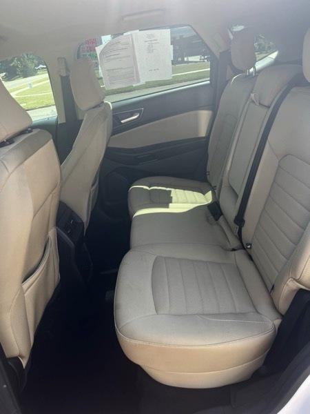 Ford Edge SE 2022